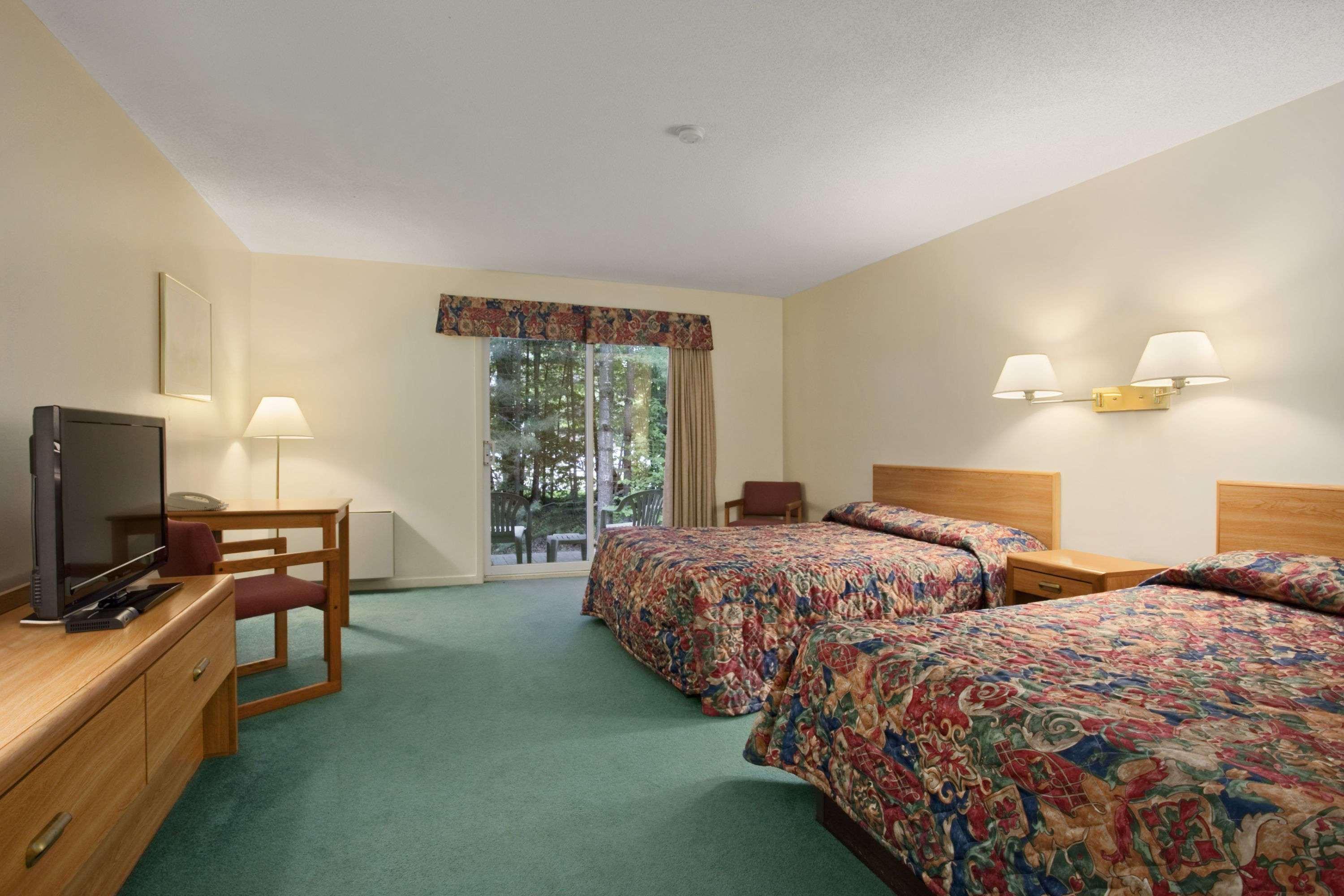 Travelodge By Wyndham Bracebridge Ngoại thất bức ảnh