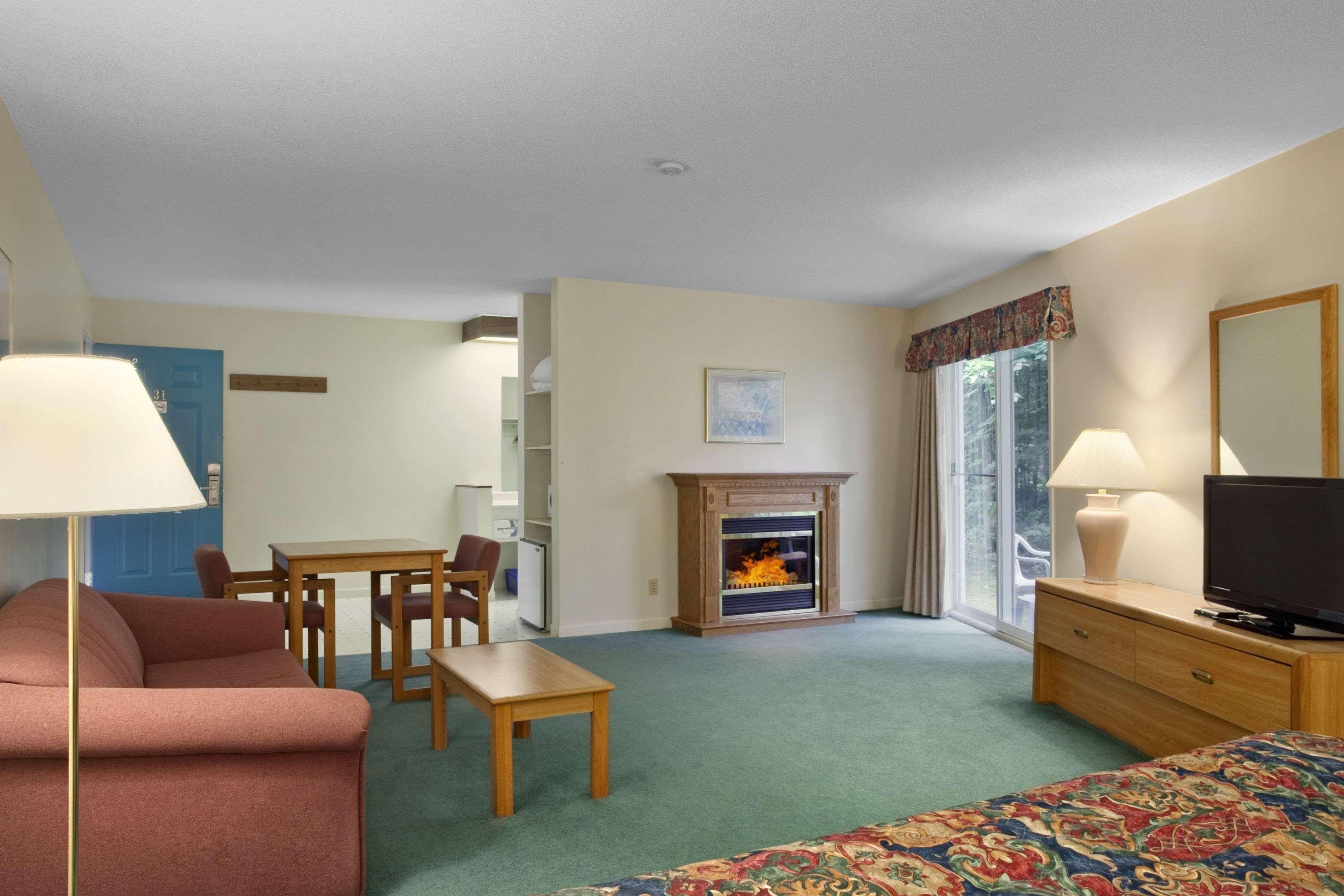 Travelodge By Wyndham Bracebridge Ngoại thất bức ảnh