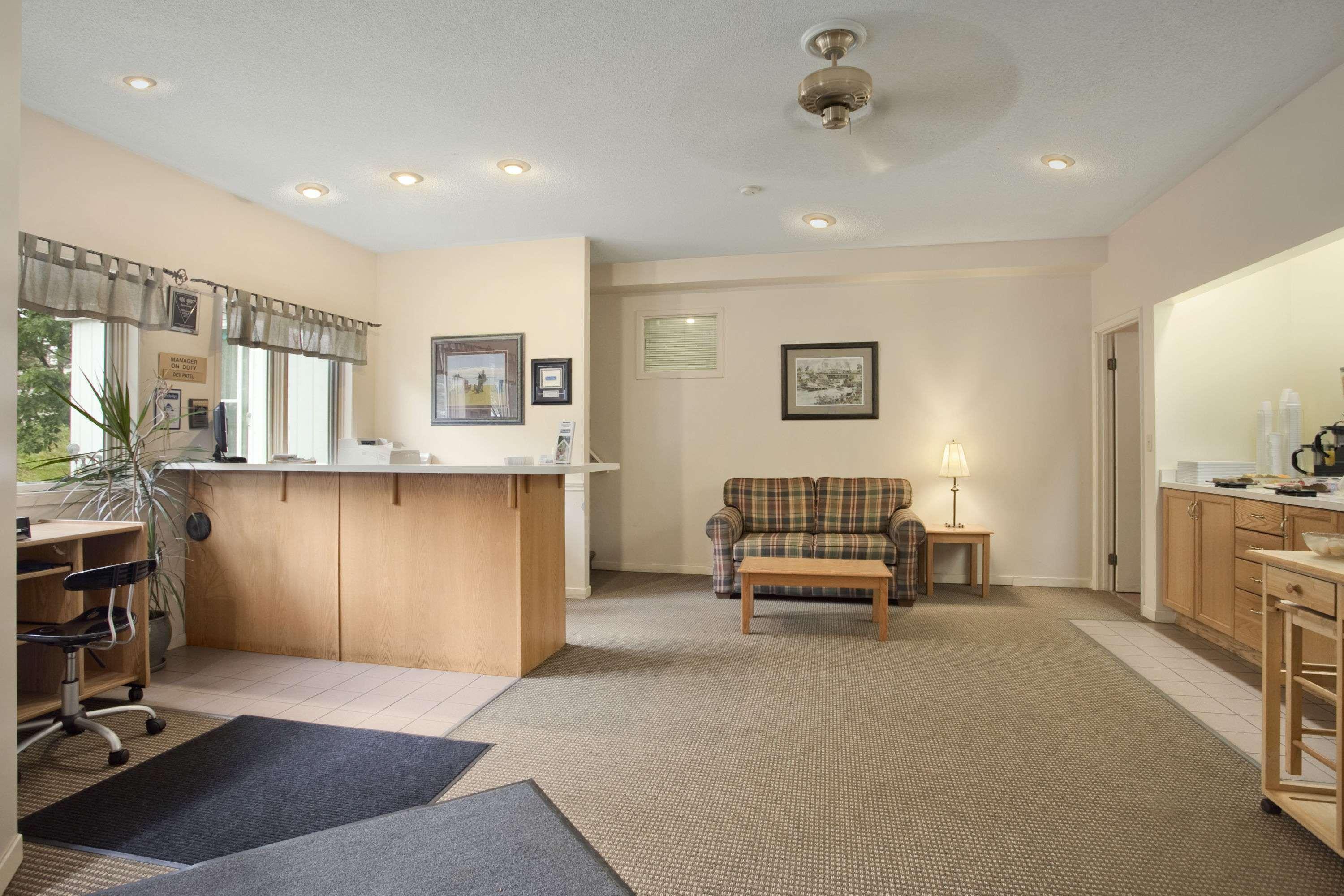 Travelodge By Wyndham Bracebridge Ngoại thất bức ảnh