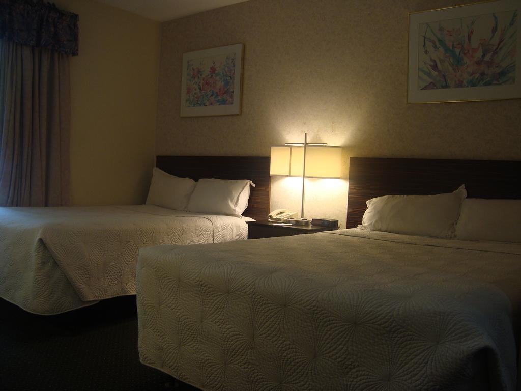 Travelodge By Wyndham Bracebridge Ngoại thất bức ảnh